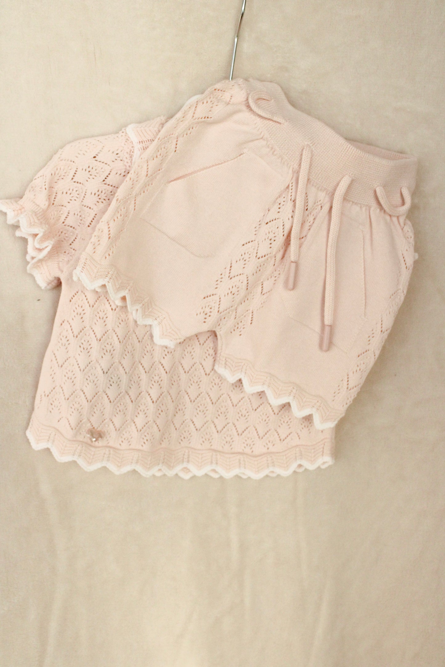 Baby meisjes set zalmroze gebreid | 2-delig setje