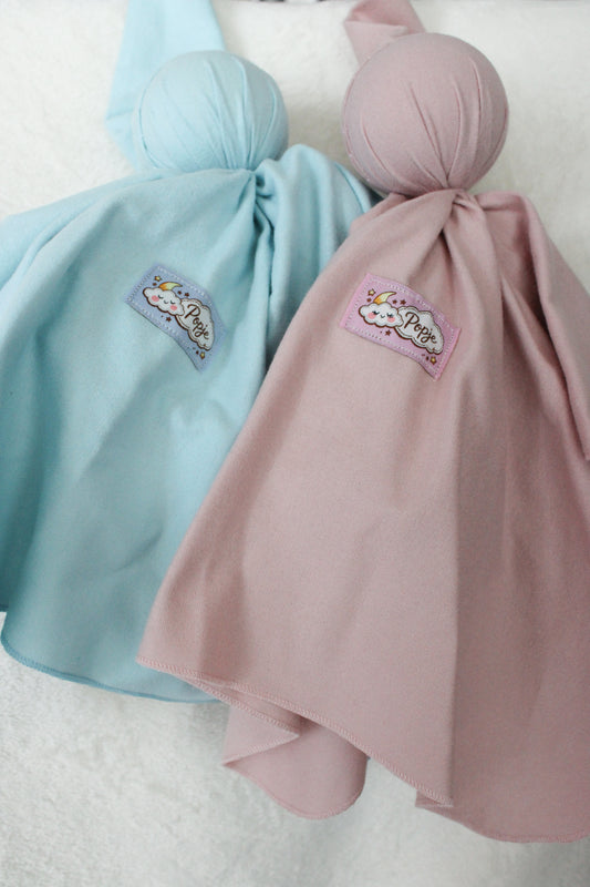 Popje blauw