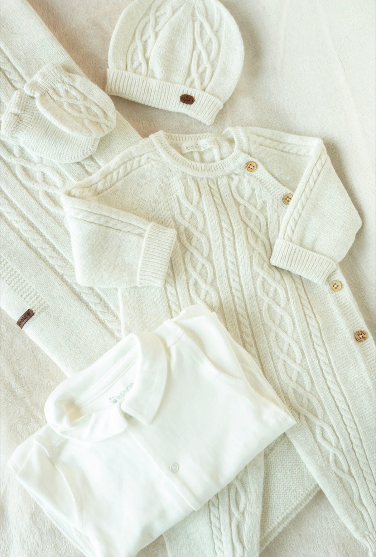 Newborn Set Schuine Knopen / 9-delige Complete Baby uitzet