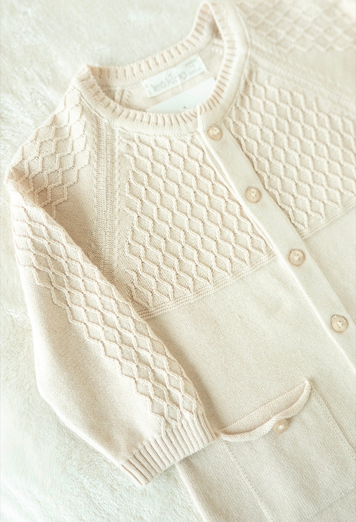 Boxpakje Beige – Gebreid Unisex Setje met Muts