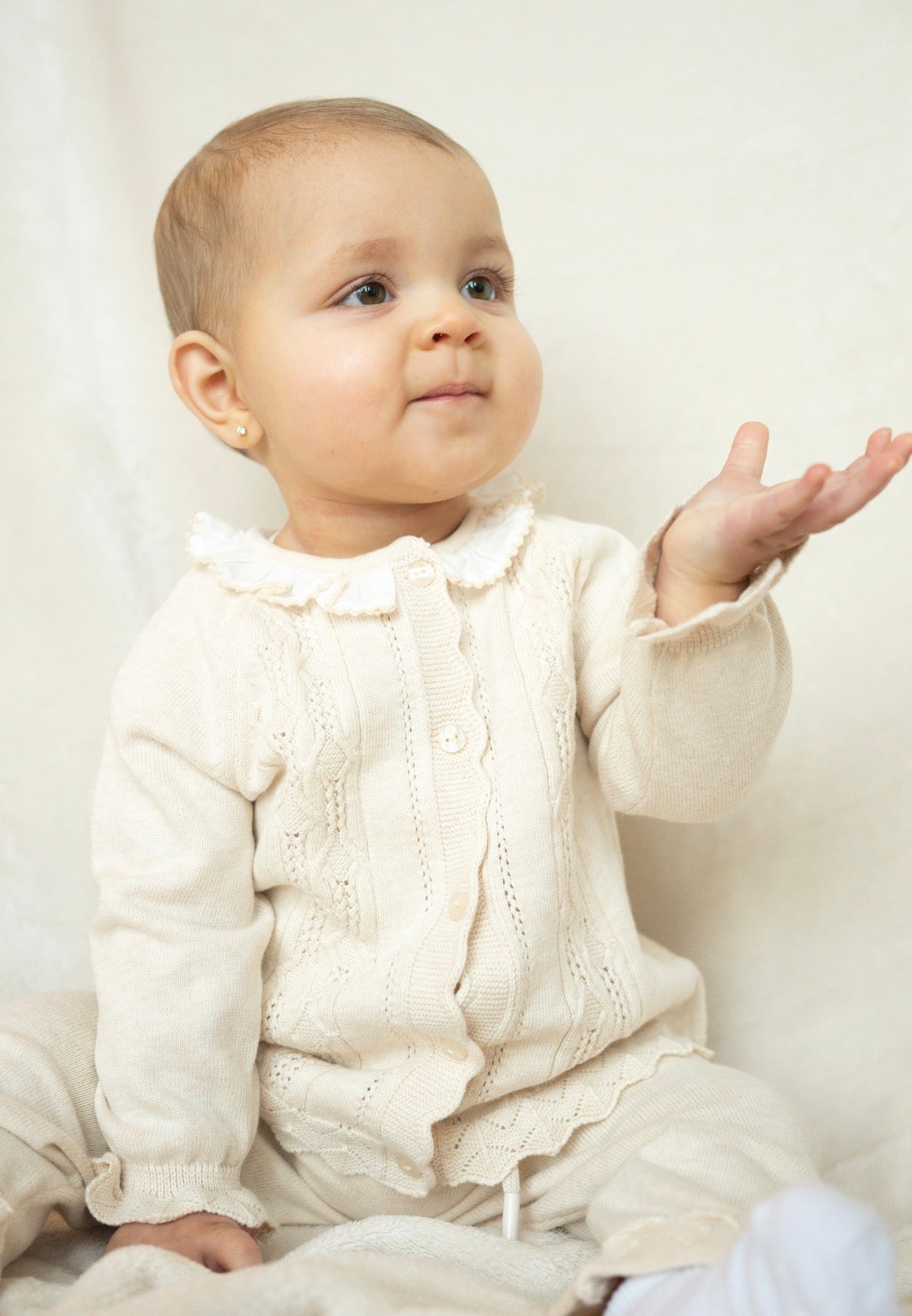 Beige Set met Kraagje & Ruffle Mouwtjes