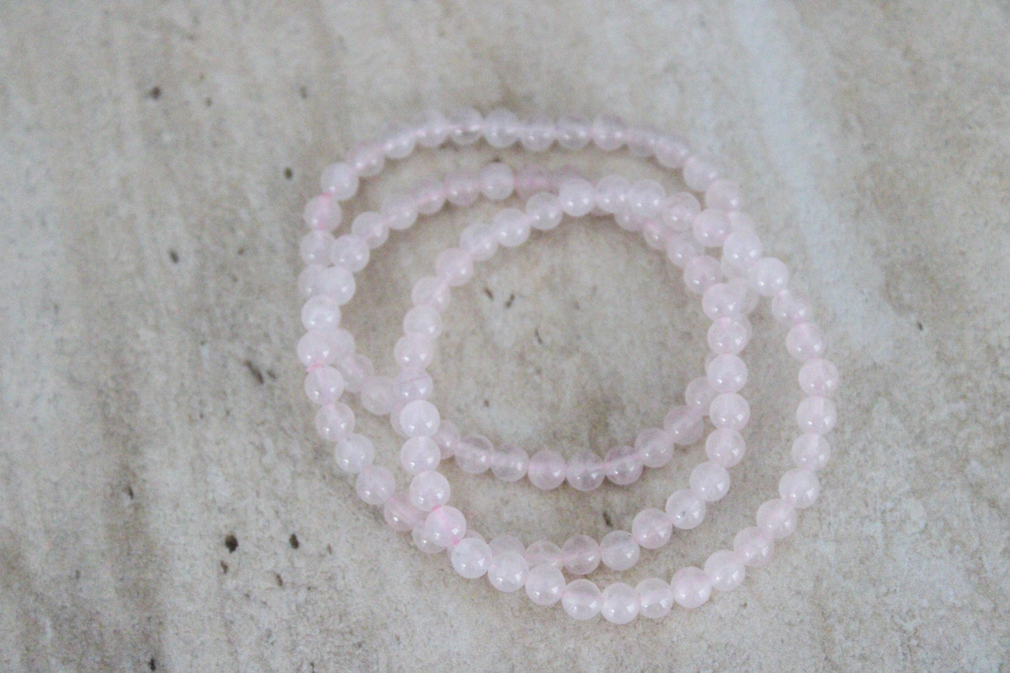 Rozenkwarts Kogel Armband 4mm