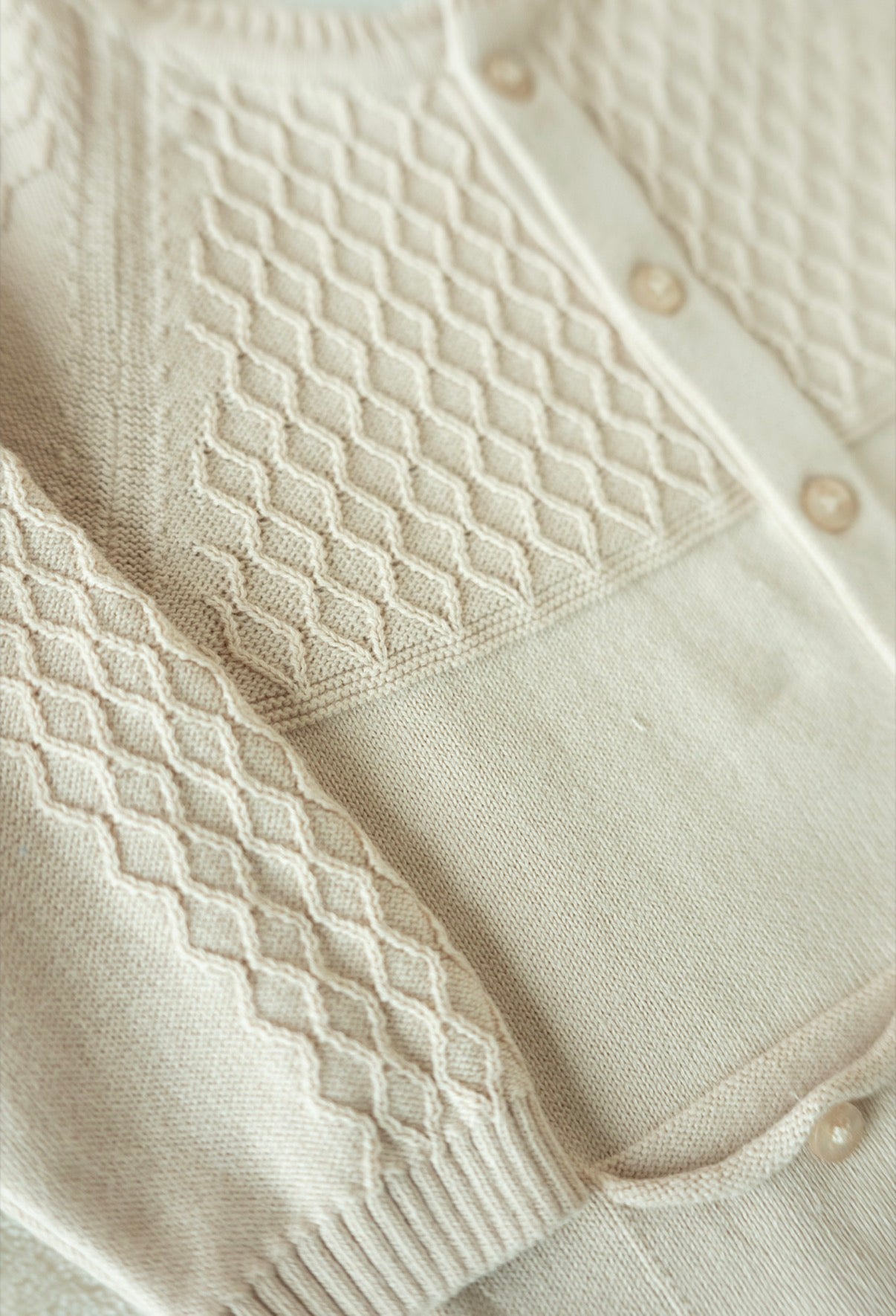 Boxpakje Beige – Gebreid Unisex Setje met Muts